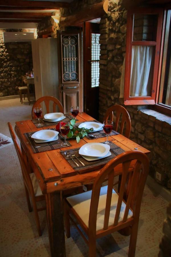 The Stone Suite Moraḯtika Ngoại thất bức ảnh
