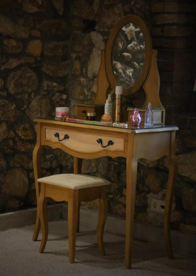 The Stone Suite Moraḯtika Ngoại thất bức ảnh
