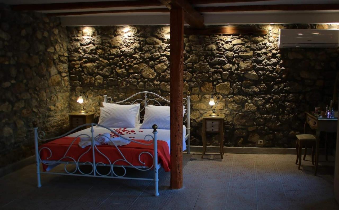 The Stone Suite Moraḯtika Ngoại thất bức ảnh