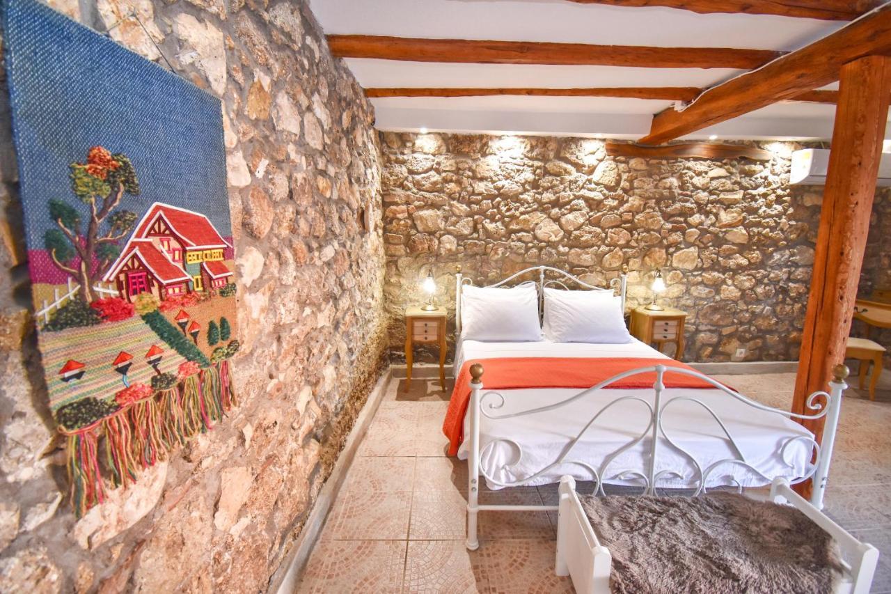 The Stone Suite Moraḯtika Ngoại thất bức ảnh