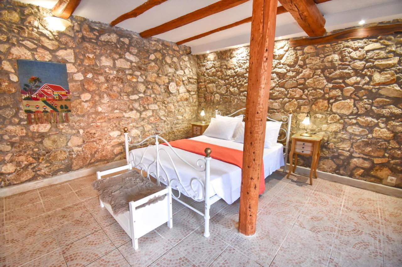 The Stone Suite Moraḯtika Ngoại thất bức ảnh