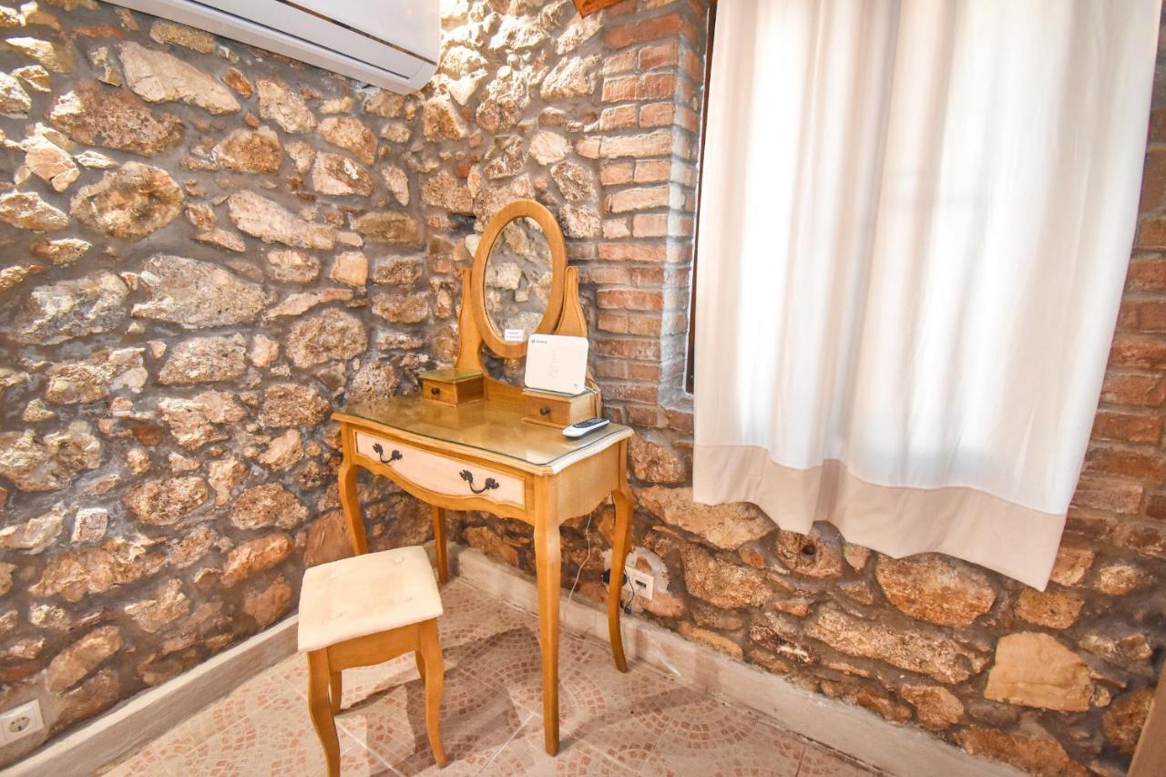 The Stone Suite Moraḯtika Ngoại thất bức ảnh