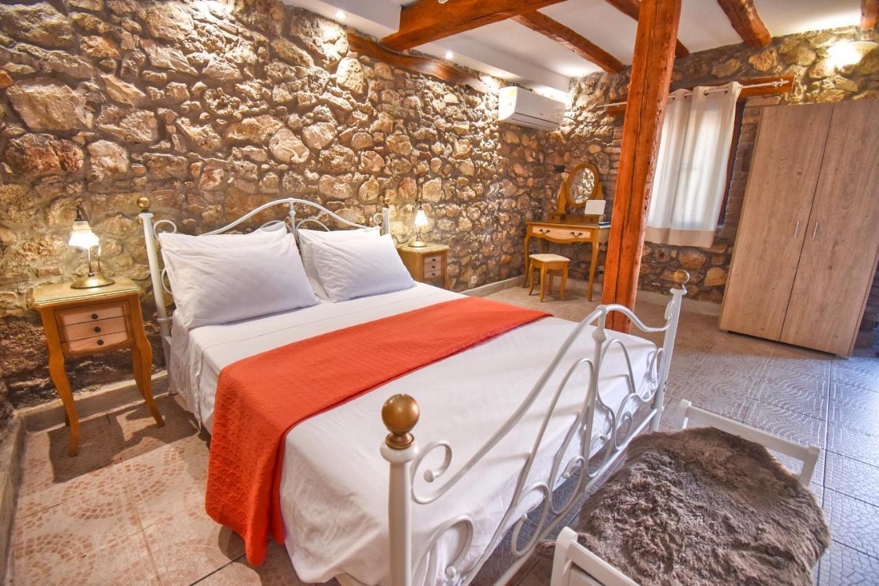 The Stone Suite Moraḯtika Ngoại thất bức ảnh