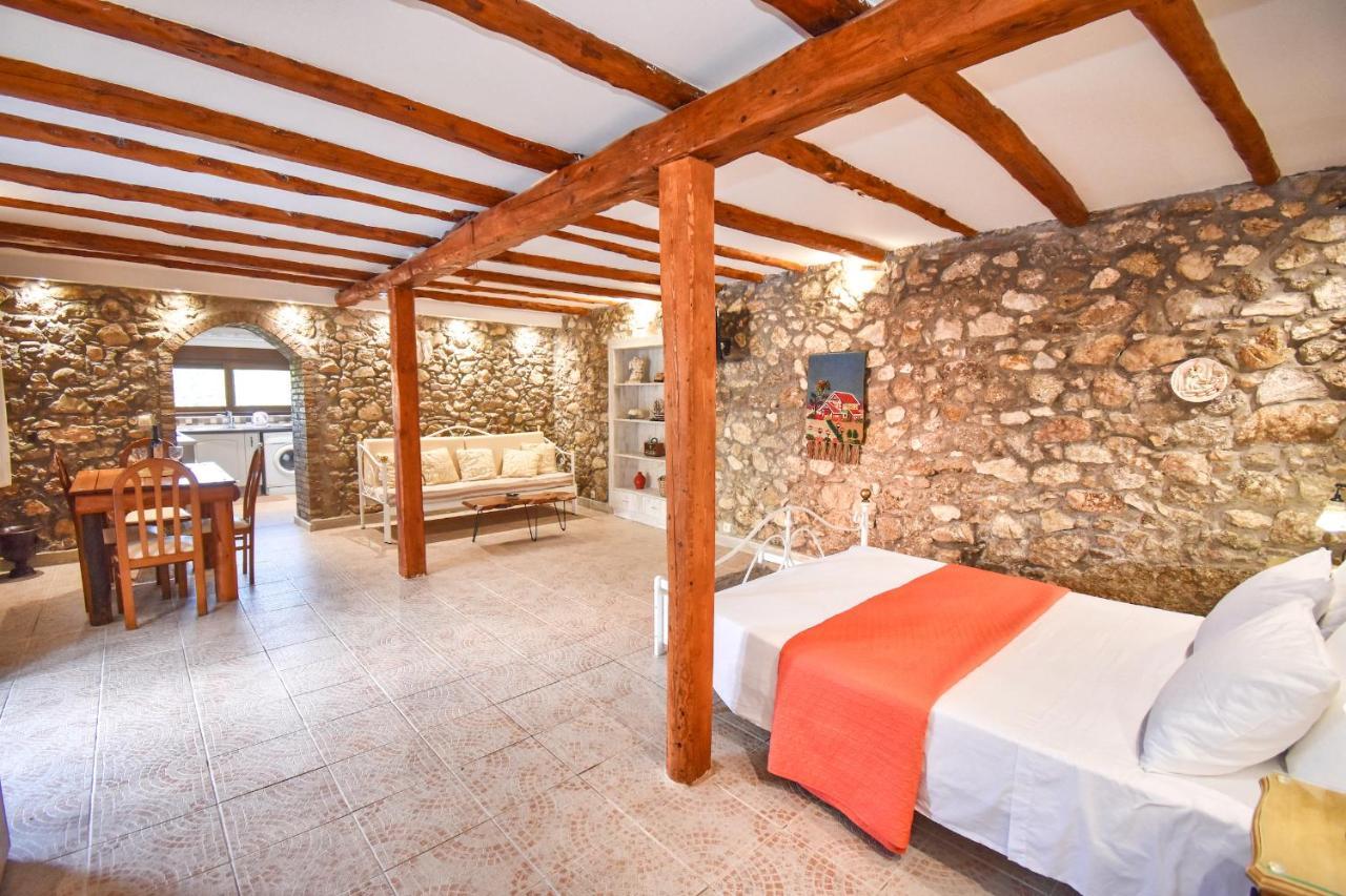 The Stone Suite Moraḯtika Ngoại thất bức ảnh